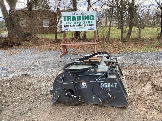 2009 BRADCO 72" SWEEPER