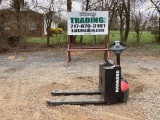 RAYMOND 8210 FORKLIFT