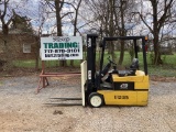 YALE ELECTRIC FORKLIFT