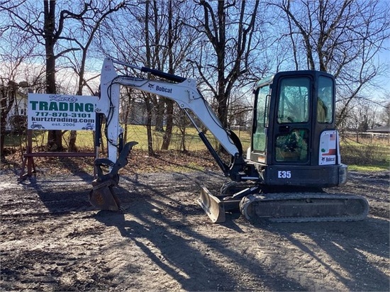 2016 BOBCAT E35 MINI EXCAVATOR