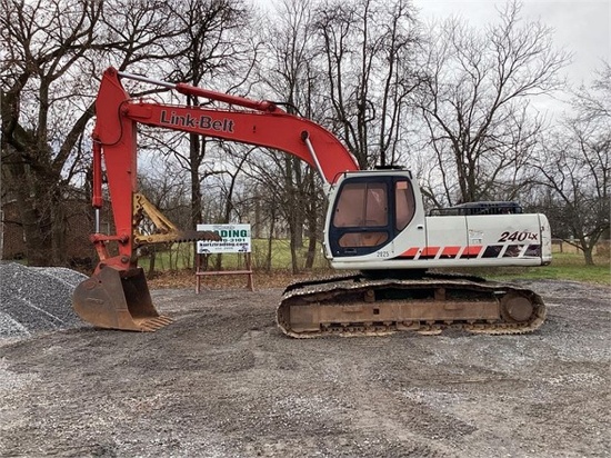 2005 LINK-BELT 240 LX EXCAVATOR