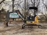 2019 DEERE 26G MINI EXCAVATOR