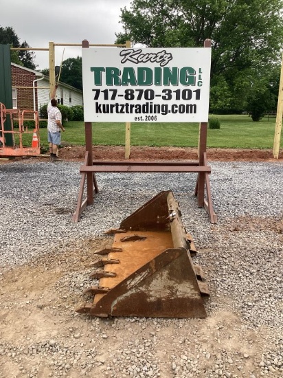 68" BOBCAT BUCKET