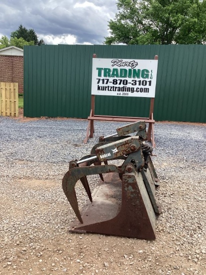 BOBCAT 80" GRAPPLE BUCKET