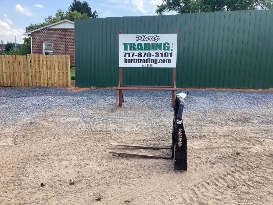 LAND PRIDE 42" PALLET FORKS