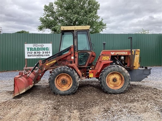 1981 VERSATILE 150 II FARM TRACTOR