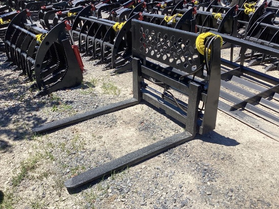 WILDCAT 48" HYDRAULIC WIDTH ADJUSTING PALLET FORKS
