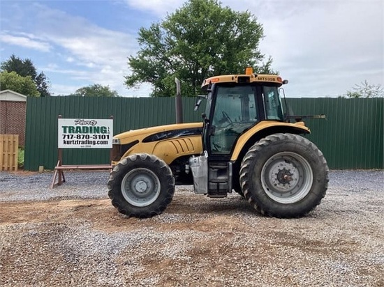 2010 CHALLENGER MT535B FARM TRACTOR
