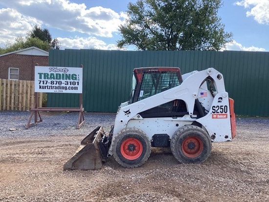 2011 BOBCAT S250 SKID STEER LOADER