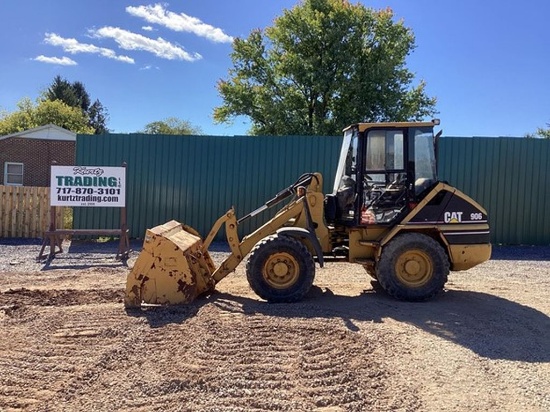 2006 CATERPILLAR 906 WHEEL LOADER