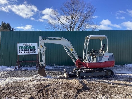 2013 TAKEUCHI TB235 MINI EXCAVATOR