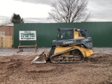 2016 DEERE 329E SKID STEER