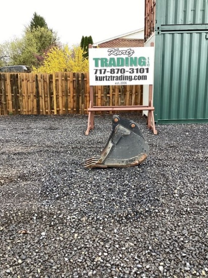 BOBCAT 18" BUCKET
