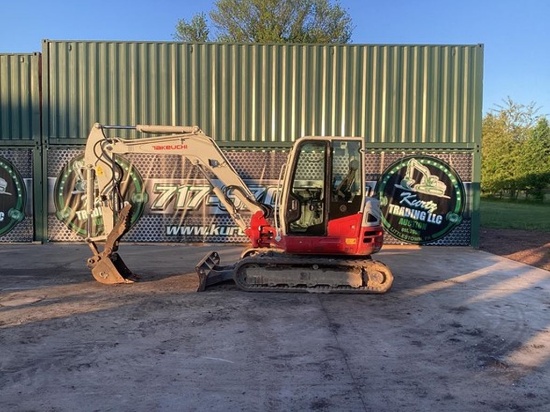 2018 TAKEUCHI TB260 EXCAVATOR