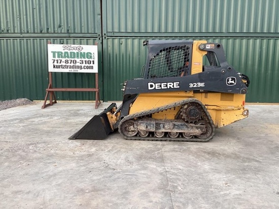 2018 DEERE 323E SKID STEER