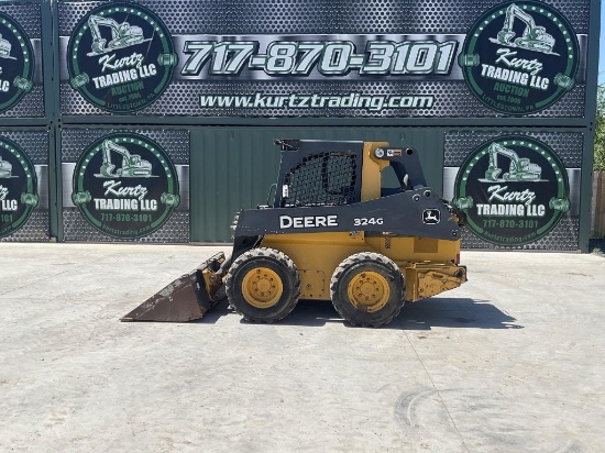 2019 Deere 324g Skid Steer