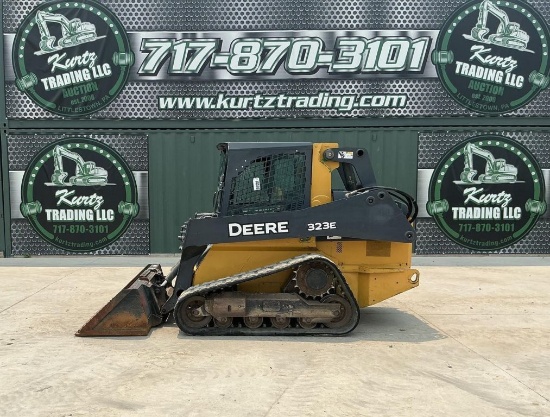 2015 Deere 323e Skid Steer