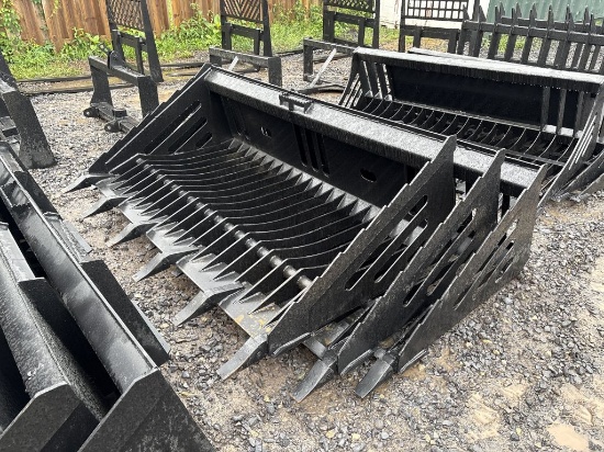 Wildcat 68" Rock Bucket With Teeth