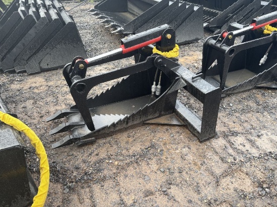 WILDCAT STUMP BUCKET WITH GRAPPLE