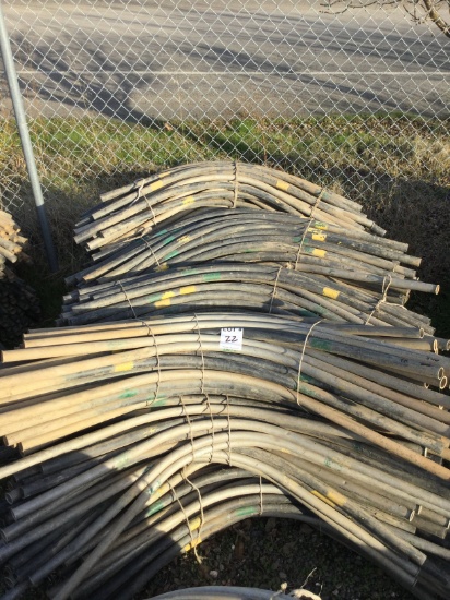 Lot of Approx (540) 1" Aluminum and Plastic Single Bend Siphon Pipe