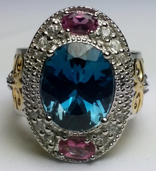 Beautiful Unique Ring with Large Deep Blue Center Stone (sz 6)