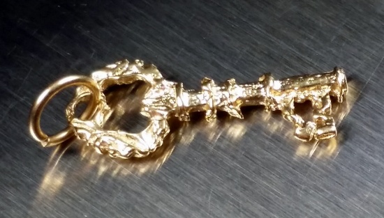 Antique 14k Gold "KEY" Pendant / Charm