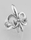 Classic Fleur de Lis Ring - Sterling Silver
