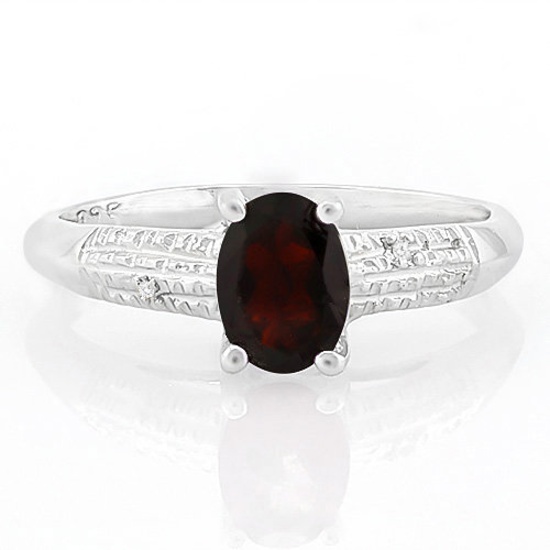 4/5 CARAT GARNET & DIAMOND 925 STERLING SILVER RING