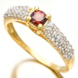 14K GARNET & WHITE DIAMOND 0.71 CTW Ring