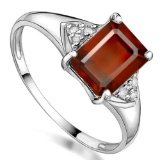 1.72 CTW GARNET & GENUINE DIAMOND (6 PCS) 10KT SOLID WHITE GOLD RING