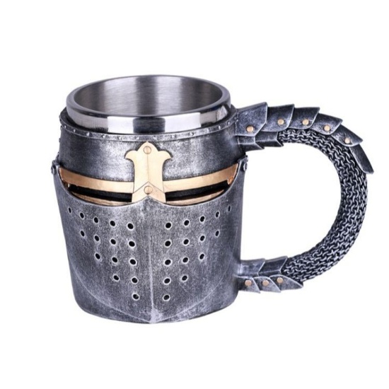 13251 KNIGHT HELMET MUG