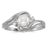 10k White Gold Pearl And Diamond Ring