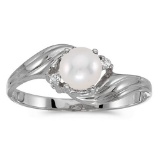 10k White Gold Pearl And Diamond Ring