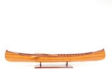?Canoe with ribs model L110