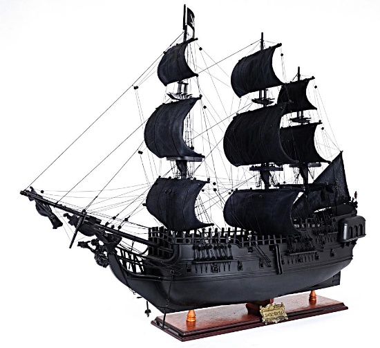 Black Pearl Pirate L60 - new