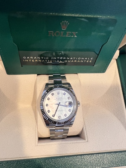 Brand New 2022 Rolex OysterPerpetual 'Mother of Pearls' w/ factory diamonds comes with box and paper
