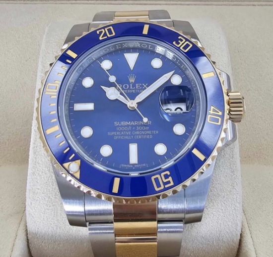 40mm Submariner Two-Tone Comes with Box & Papers