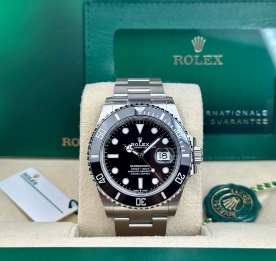 Rolex Submariner Black Dial Datejust Comes With Box & Papers
