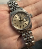 Ladies 26mm Stainless Steel Datejust Ladies Rolex comes with Box & Appraisa