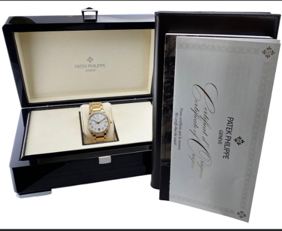 Patek Philippe 7300/1200R Comes with Box & Papers