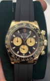 Rolex Yellow Gold Daytona 40mm on oysterflex comes with box and papers