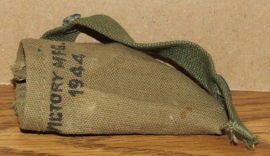 Original WW 2, 30 cal. Muzzle cover, 1944 date.  T