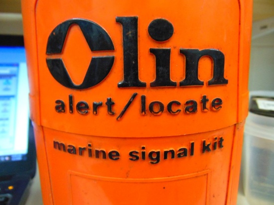 Olin alert locator marine signal kit