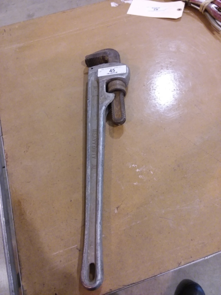24" Pipe Wrench