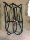 2 Saddle Racks