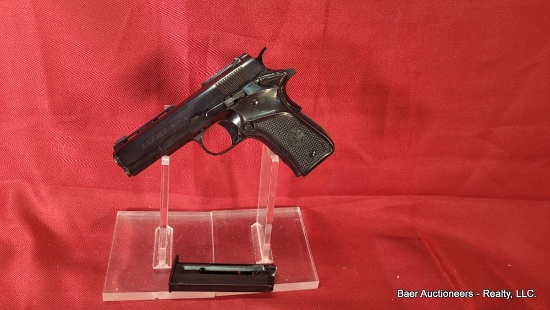 Stoeger Llama 22LR Pistol