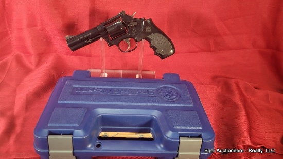 Smith & Wesson 586-8 357 Mag Revolver