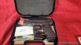 Glock G22 Gen 4 40 S&W Pistol
