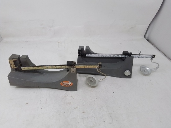 2 Lyman powder scales