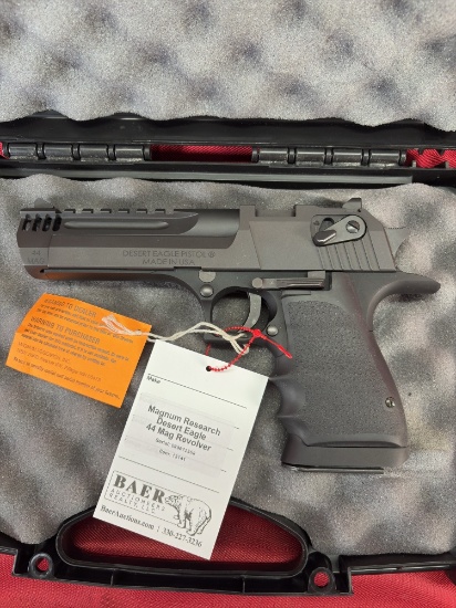 Magnum Research   Desert Eagle   44 Mag  Pistol
